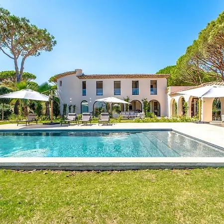 Appartement Readmyhostprofile! 6 Bedrooms Terrace & Private Pool Grimaud