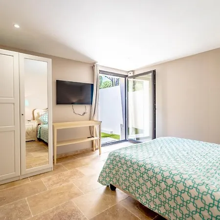 Readmyhostprofile! 6 Bedrooms Terrace & Private Pool شقة
