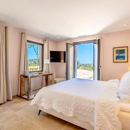 Readmyhostprofile! 6 Bedrooms Terrace & Private Pool Apartamento *