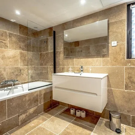 Readmyhostprofile! 6 Bedrooms Terrace & Private Pool Grimaud